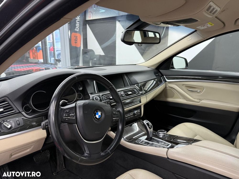 BMW Seria 5 525d xDrive Aut. Luxury Line - 21