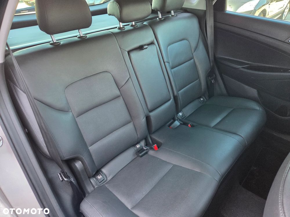 Hyundai Tucson blue 1.7 CRDi 2WD DCT Premium - 14