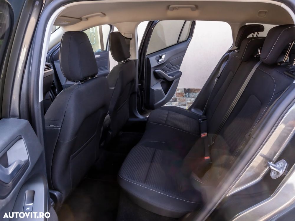 Ford Focus 1.5 EcoBlue Start-Stopp-System Aut. TITANIUM EDITION - 15