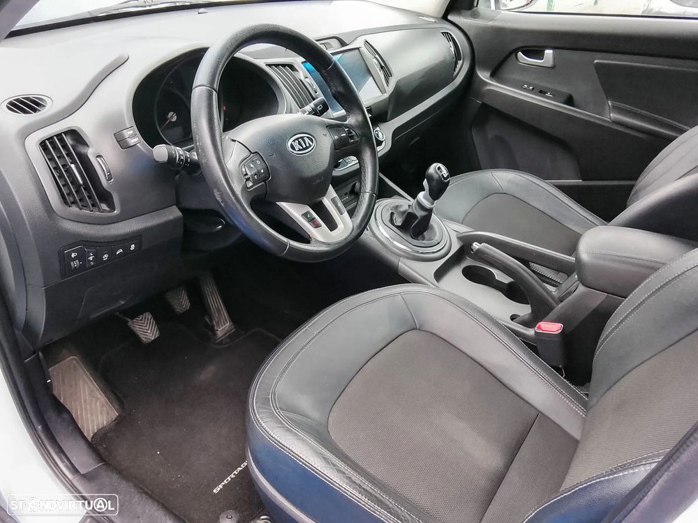 Kia Sportage 1.7 CRDI ISG Xtra Edition - 9