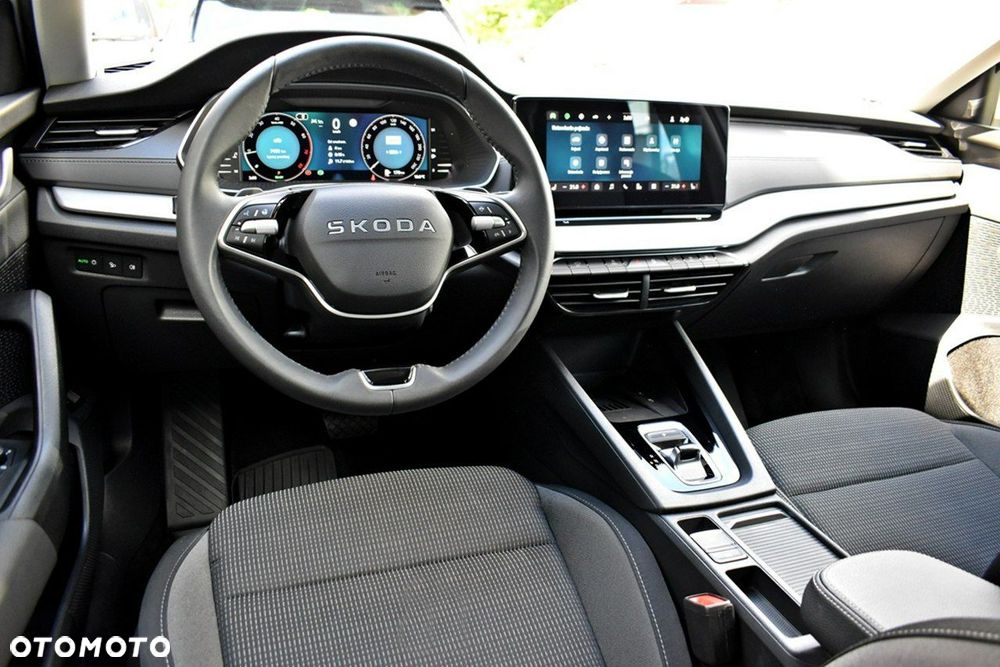 Skoda Octavia 1.5 TSI mHEV Selection DSG - 13