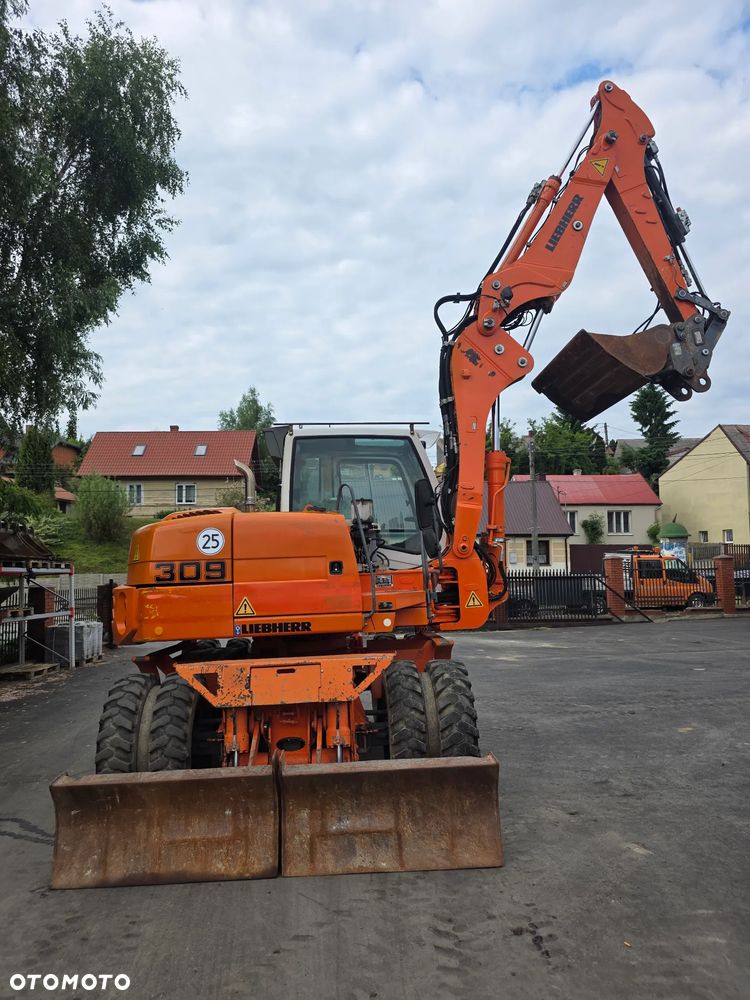 Liebherr A309 Litronic - 14