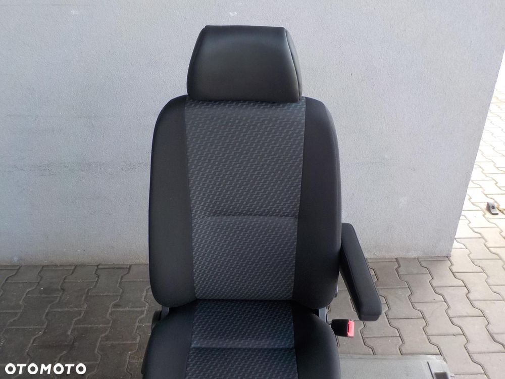 VW CRAFTER SPRINTER 906 FOTEL PRAWY PASAŻERA PNEUMATYCZNY + PODSTAWA - 4