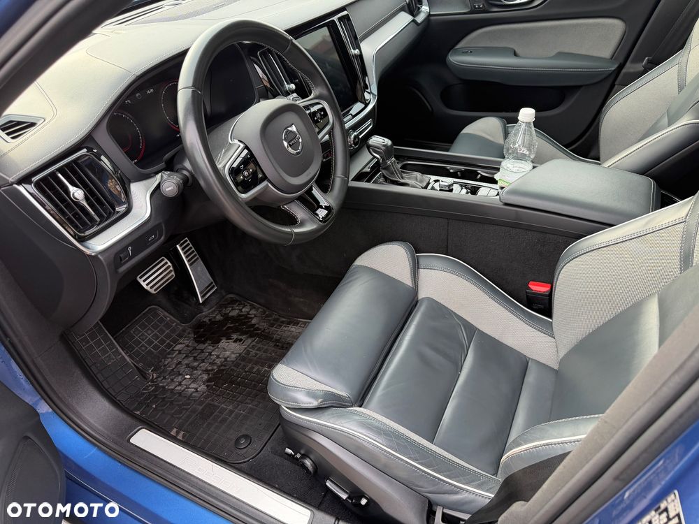 Volvo S60 T6 AWD Geartronic RDesign - 8