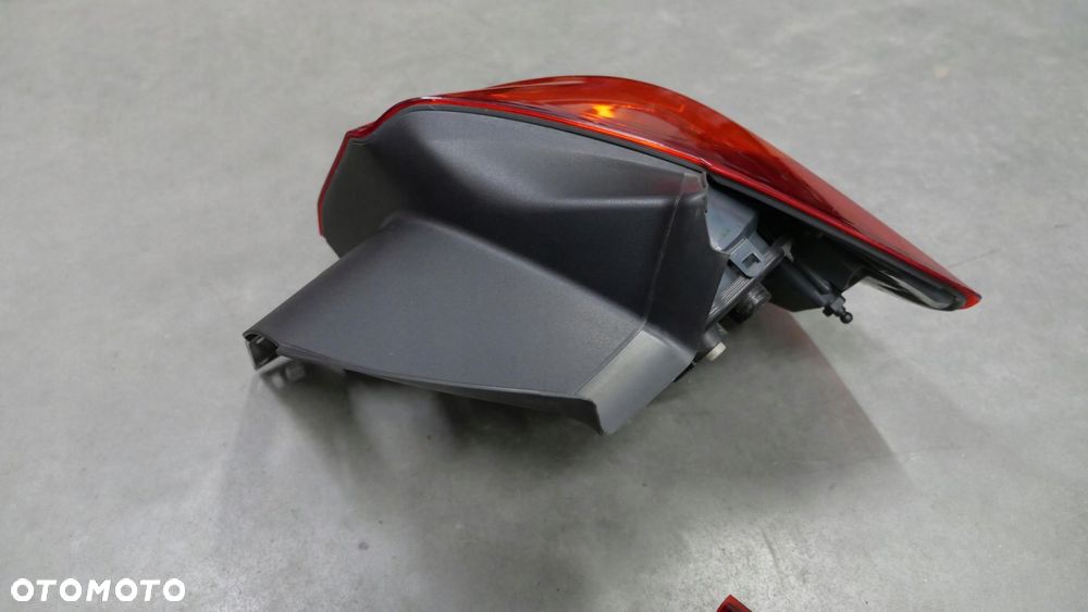 bmw f20 f21 135i 140i lift lampy tył tylne black line 7456502 7456501 - 11