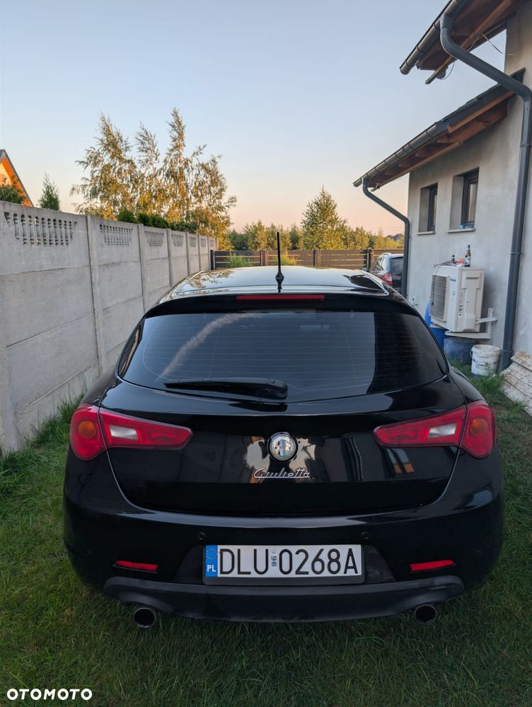 Alfa Romeo Giulietta 2.0 JTDM 16V - 5