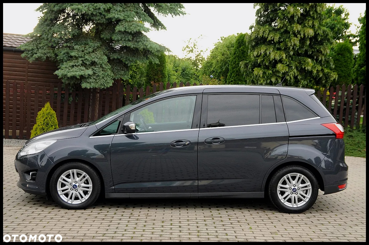 Ford Grand C-MAX 2.0 TDCi Titanium - 24