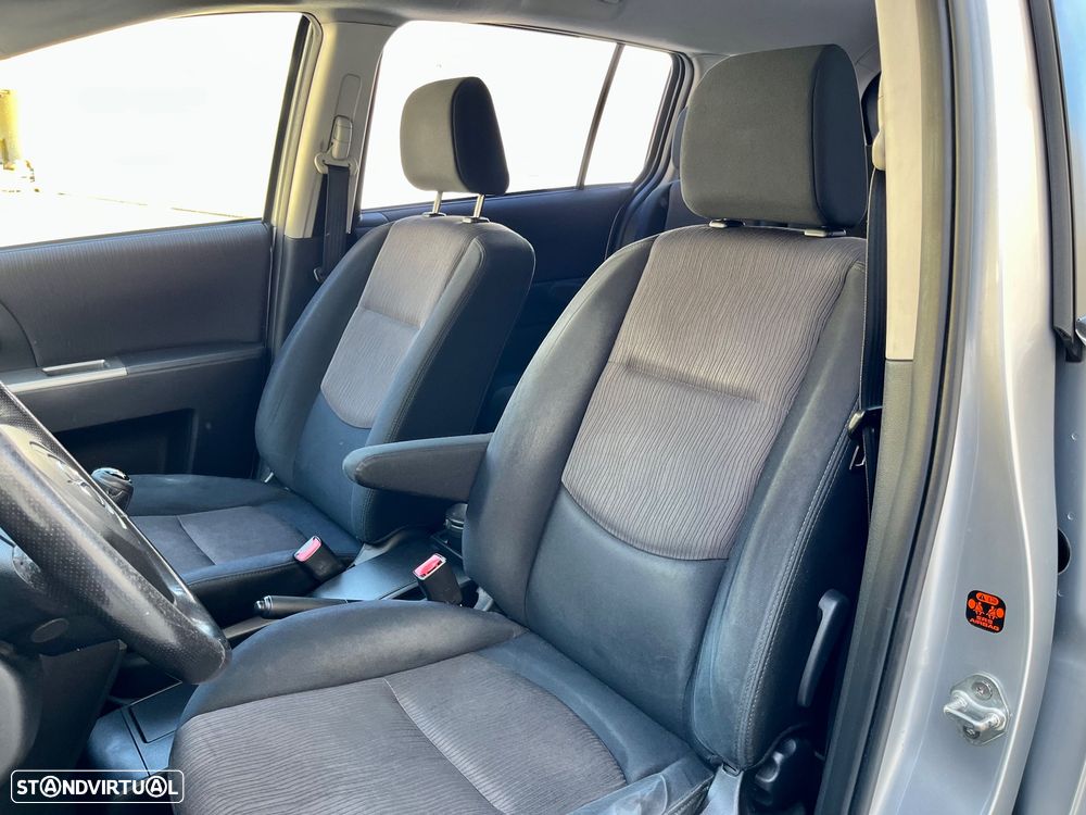 Mazda 5 - 23