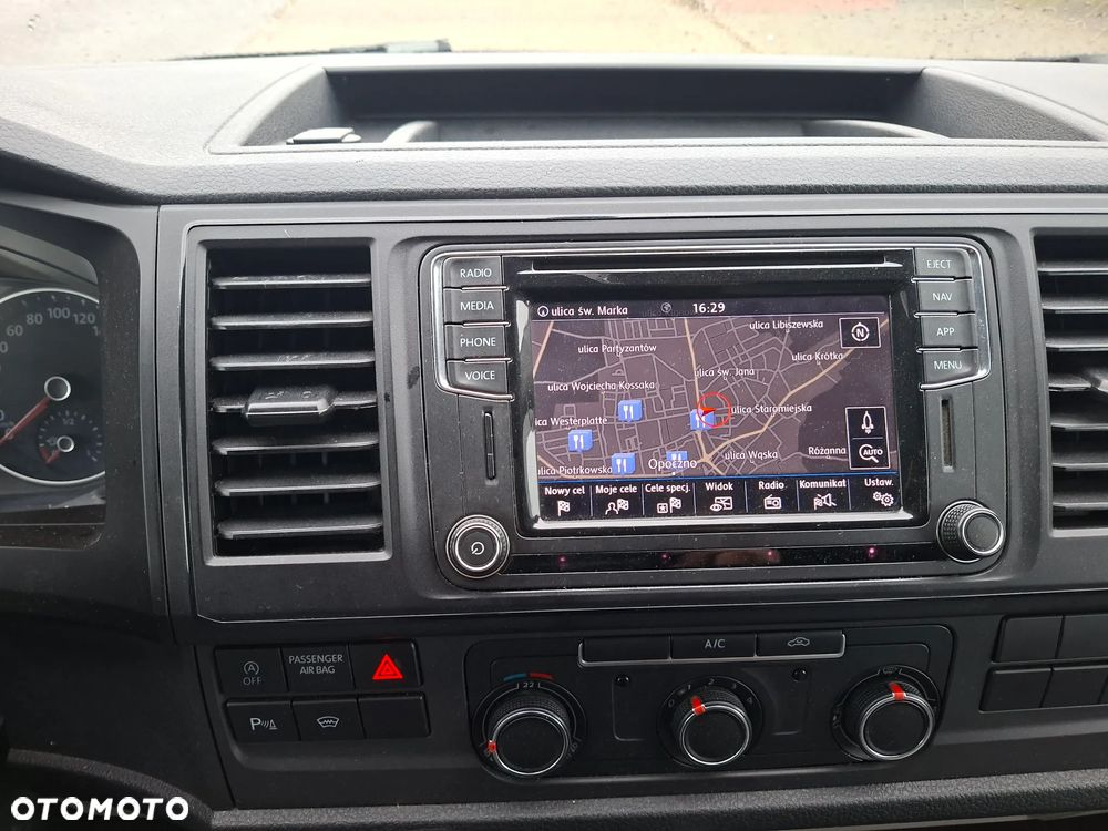 Volkswagen Transporter T6 - 30