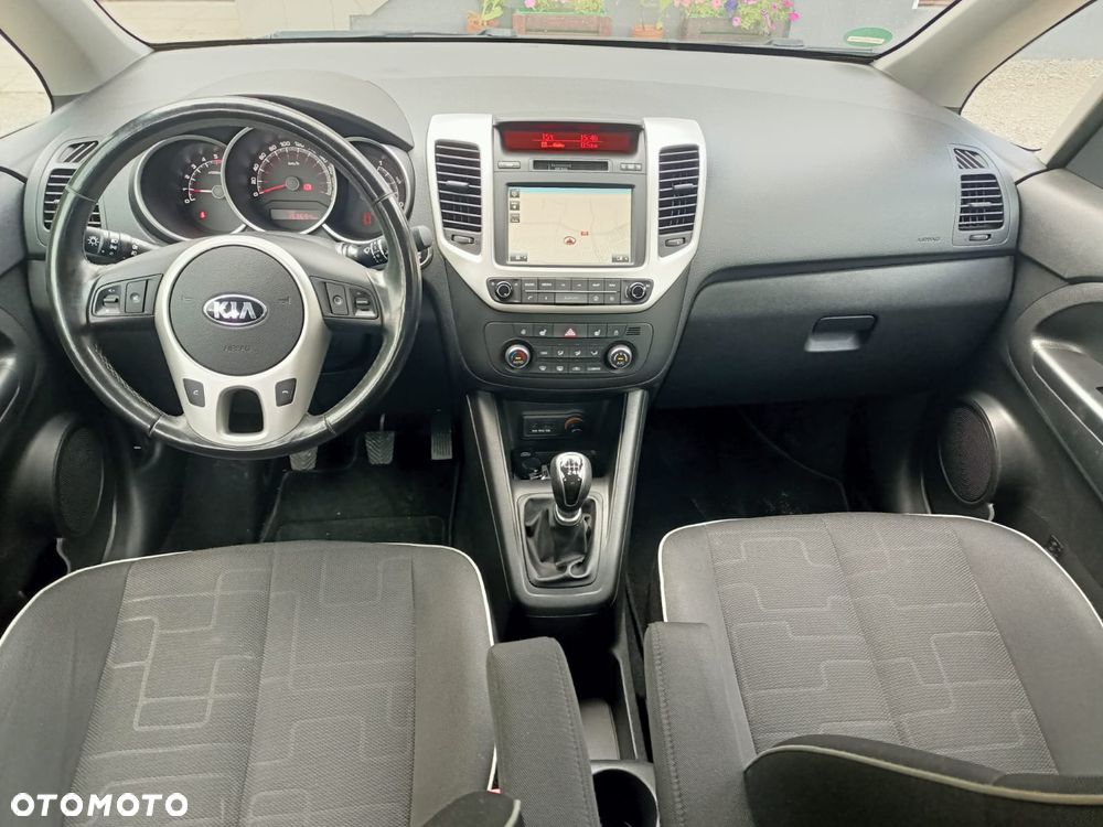 Kia Venga - 9