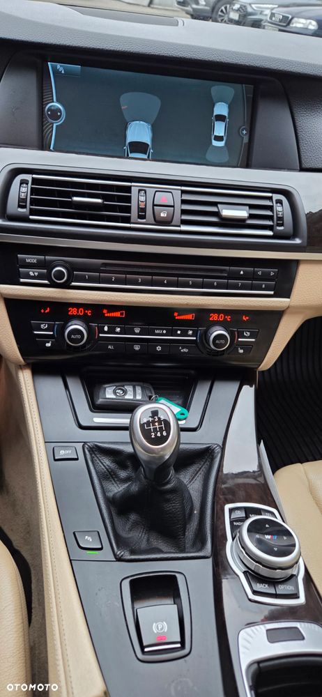 BMW Seria 5 - 30