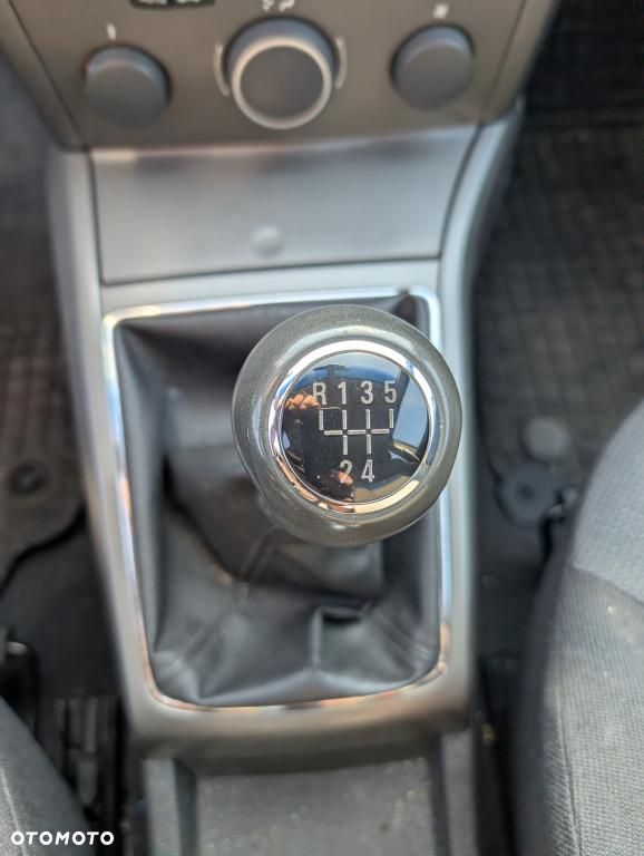 Opel Astra 1.6 Start - 15