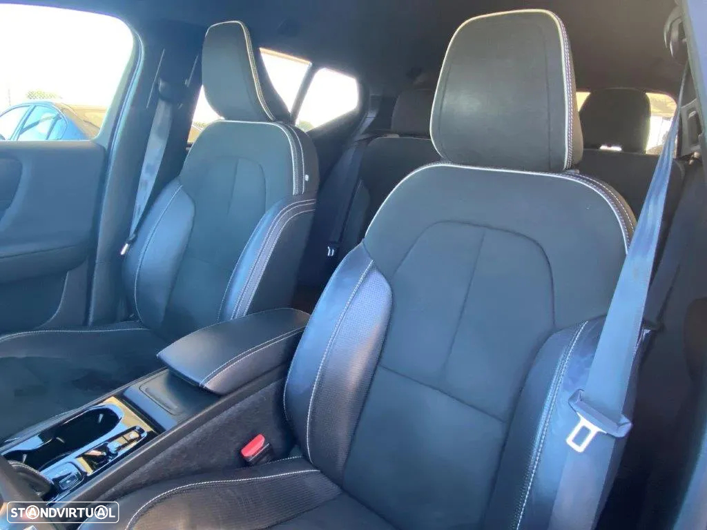Volvo XC 40 1.5 T3 R-Design Geartronic - 13