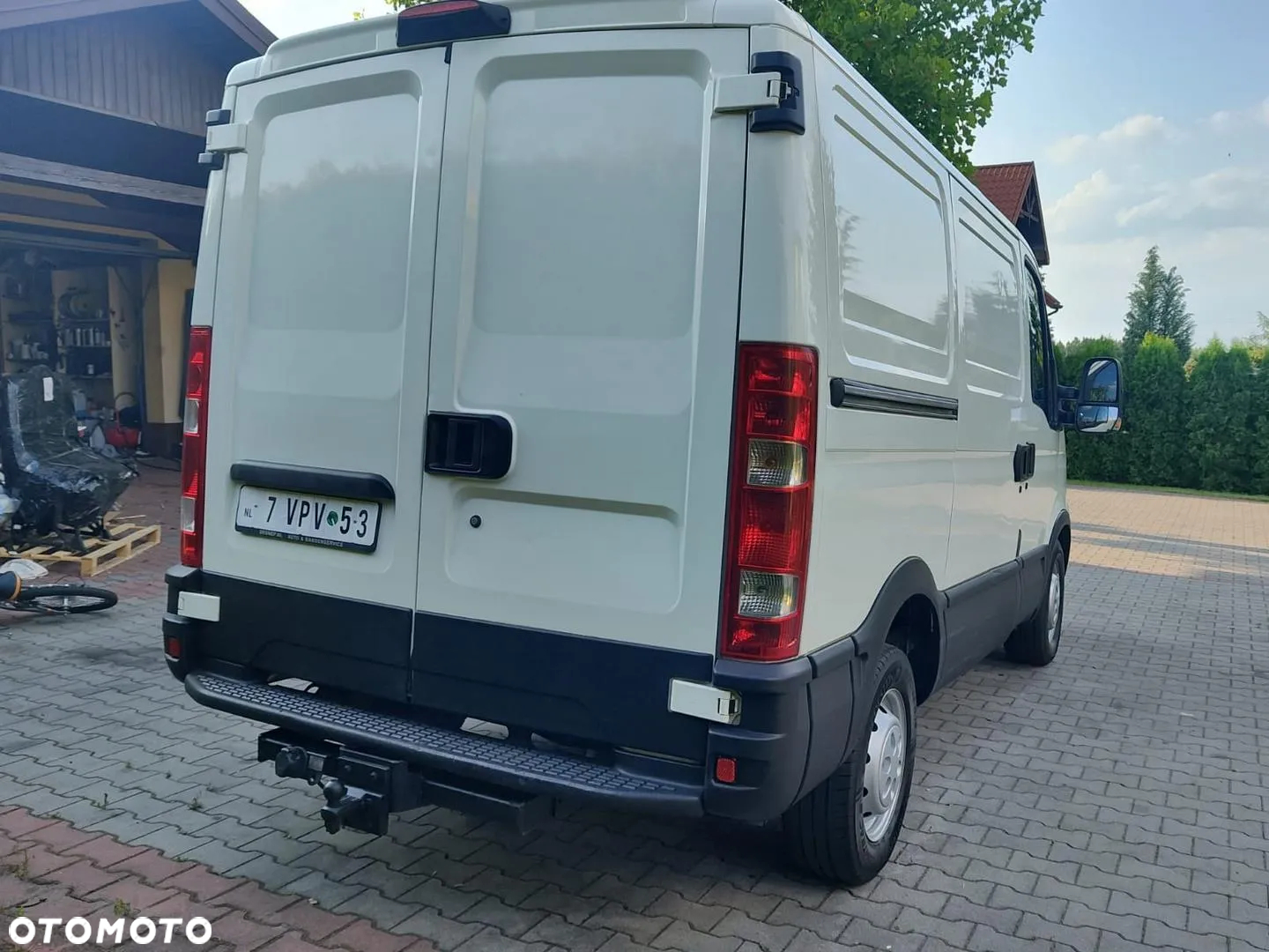 Iveco 35C13 - 8