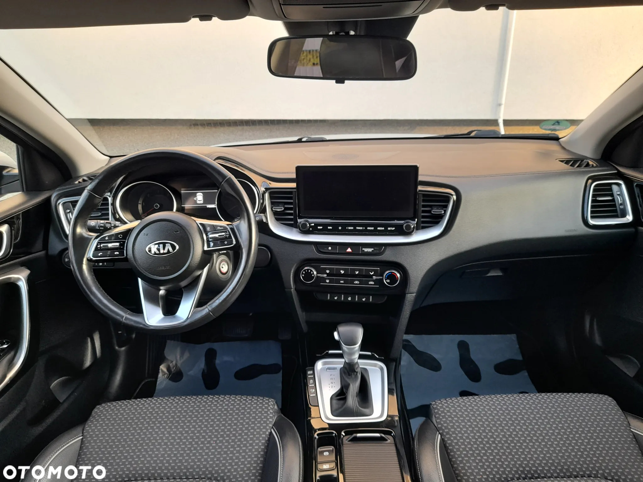 Kia XCeed 1.6 CRDi Eco-Dynamics+(48V Mild-Hybrid) DCT7 VISION - 14