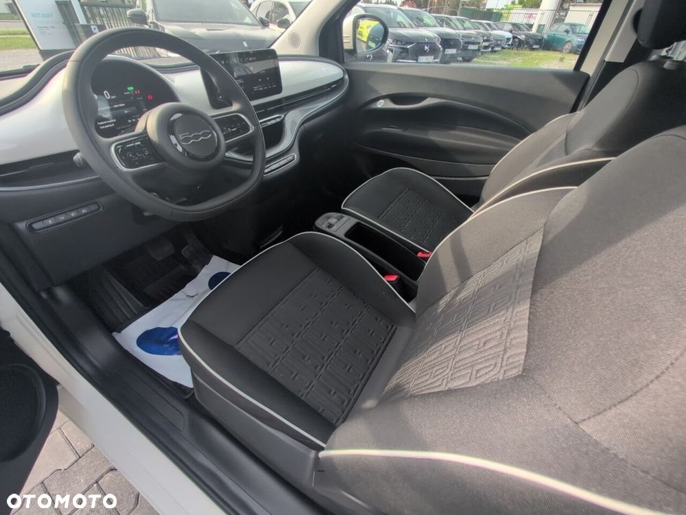 Fiat 500e - 9