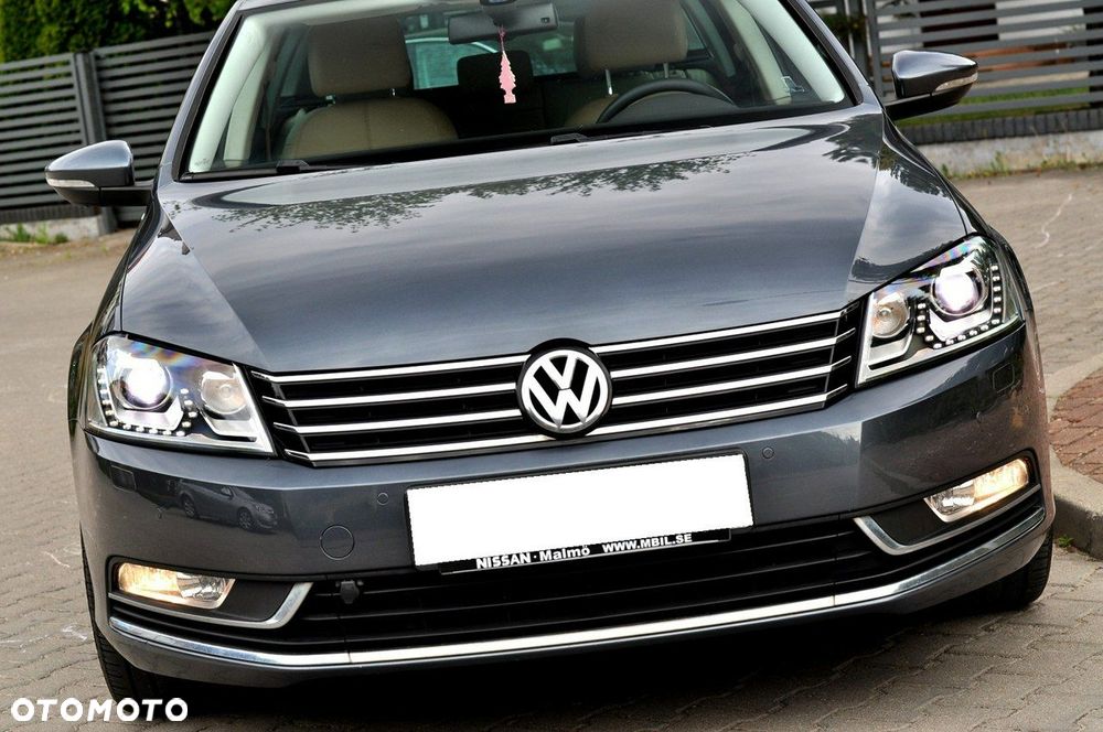 Volkswagen Passat Variant - 38
