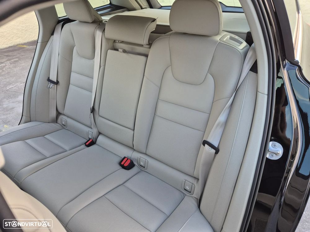 Volvo V60 2.0 T6 AWD TE Core - 34