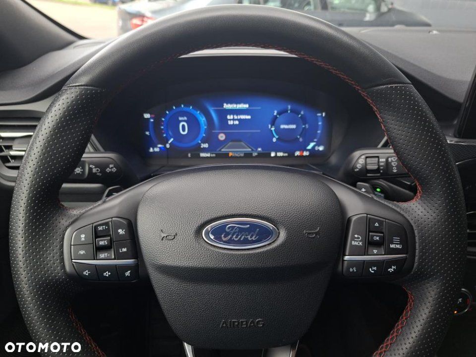 Ford Kuga - 18