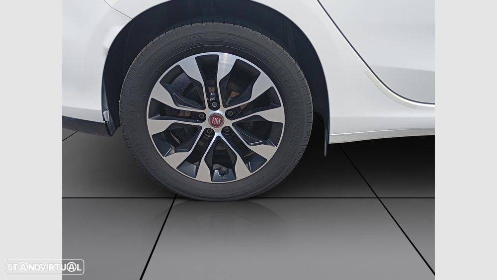 Fiat Tipo 1.3 MultiJet City Life — fotografia 9