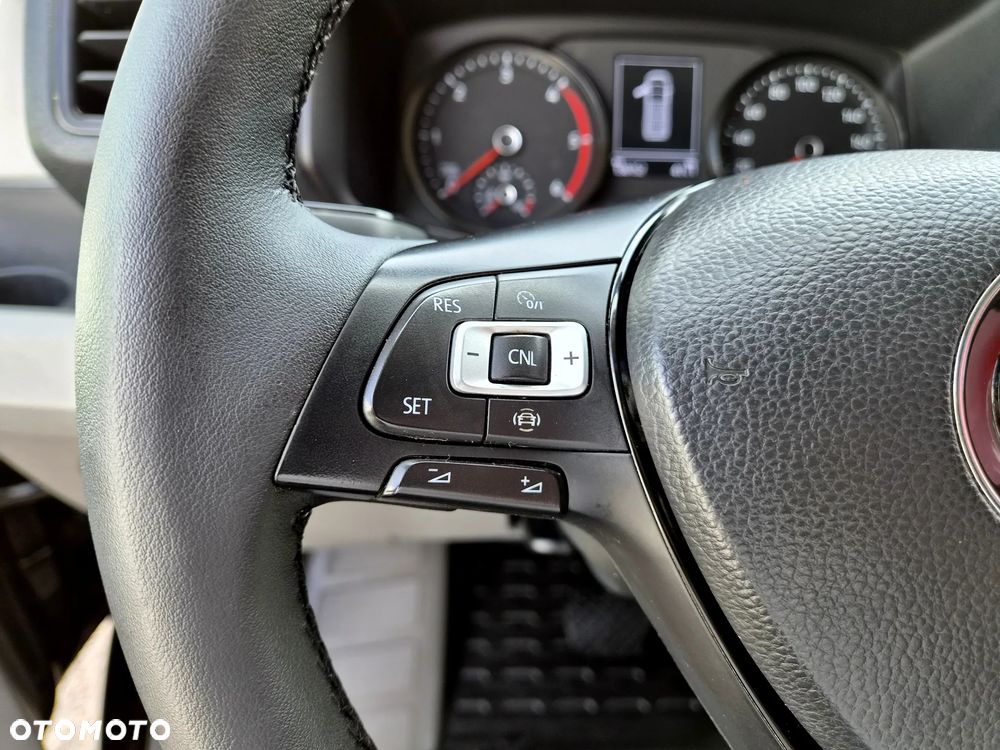 Volkswagen Crafter - 32