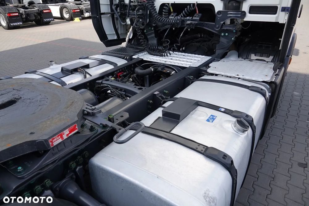 Scania R 450 / RETARDER / ZBIORNIKI 1 500 LITRÓW / EURO 6 - 17