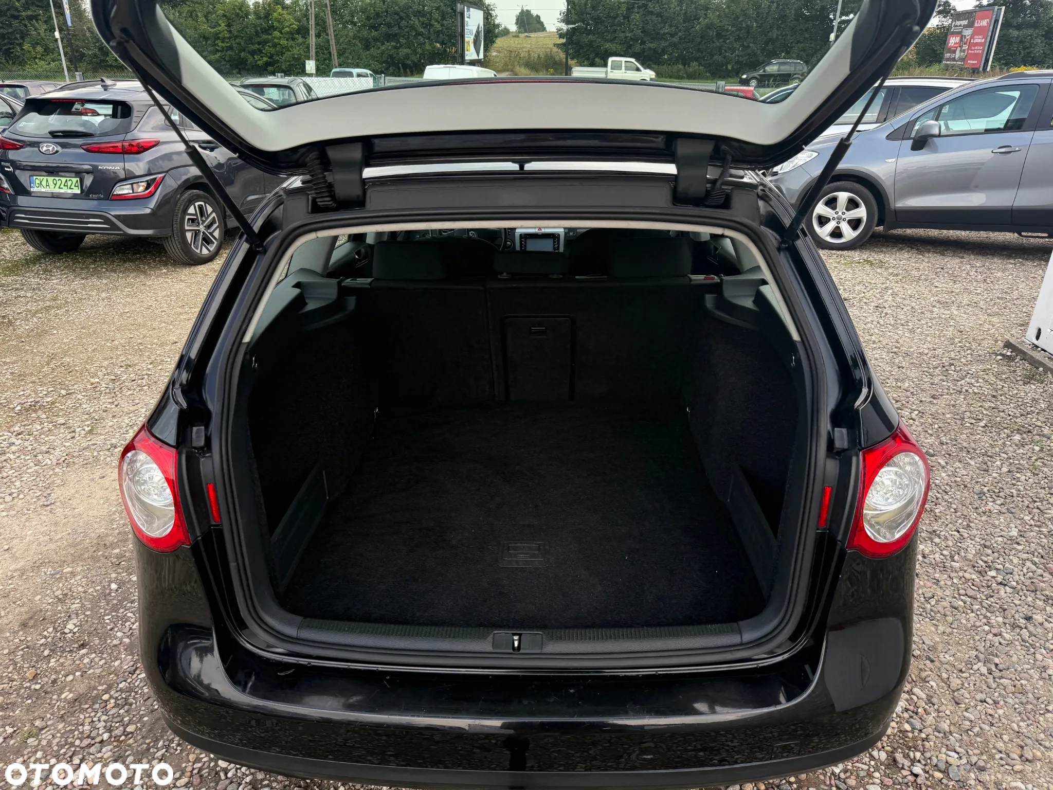 Volkswagen Passat 2.0 TDI DPF Sportline - 17