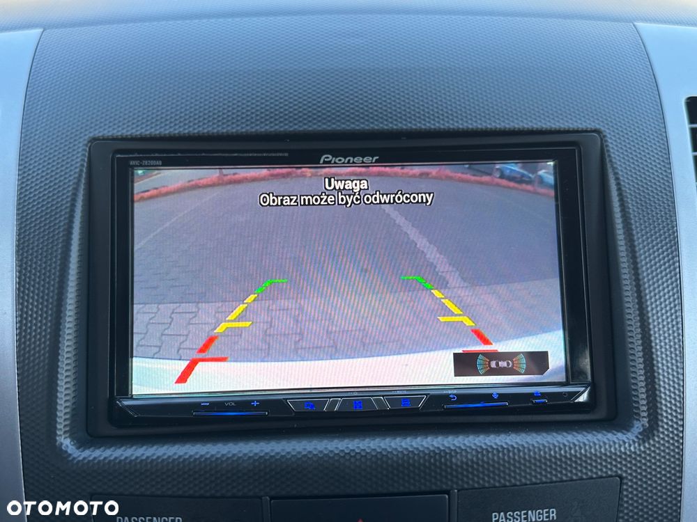 Mitsubishi Outlander 2.0 2WD Invite - 32