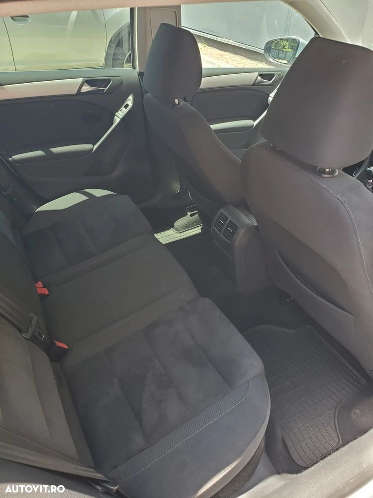 Volkswagen Golf 1.6 TDI DPF BlueMotion Technology Style - 13