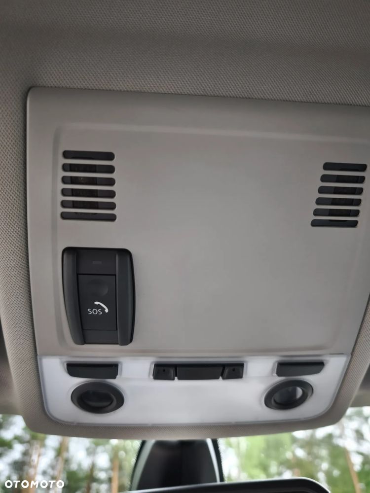 BMW Seria 3 320d - 25