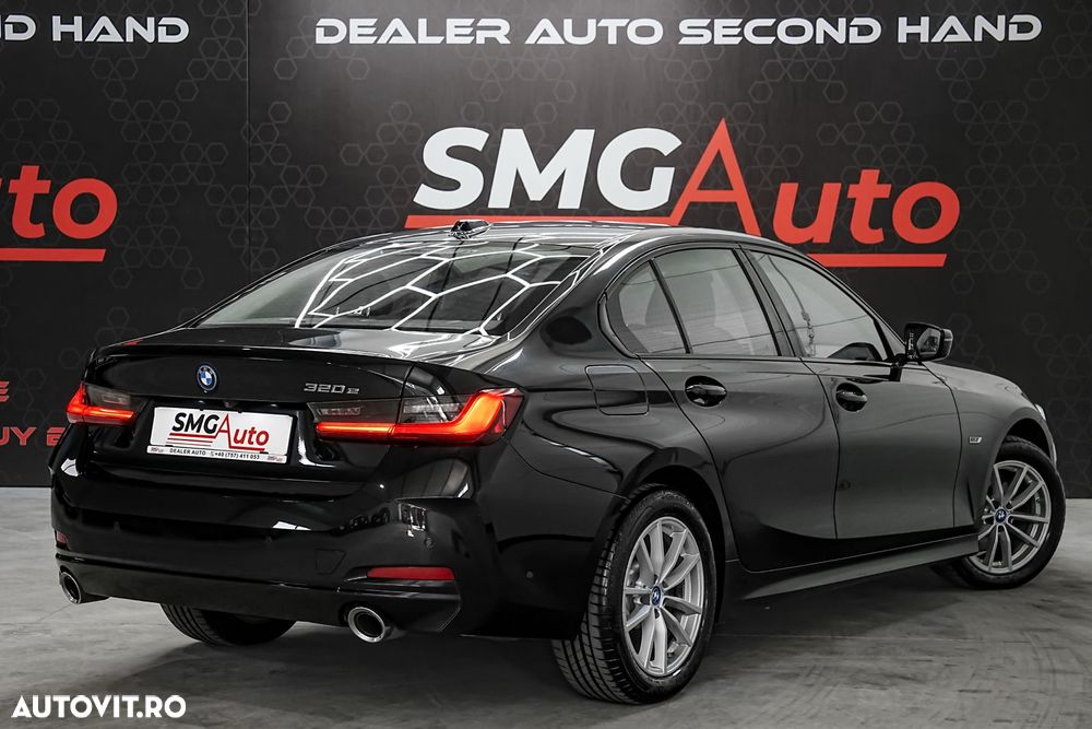 BMW Seria 3 320e Aut. Luxury Line - 7