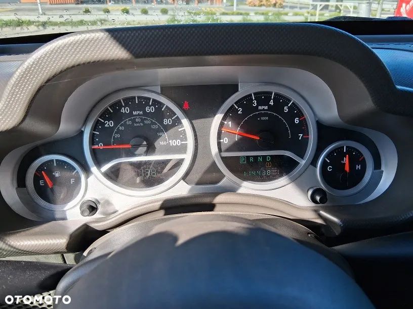 Jeep Wrangler Unlimited Hard-Top 3.8 Automatik Sahara - 17