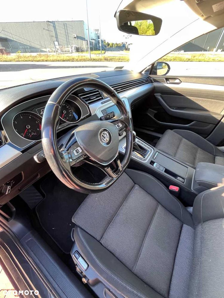 Volkswagen Passat Variant - 8