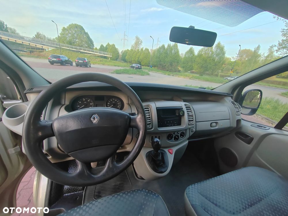 Renault Trafic Passenger L1H1 Expression - 12