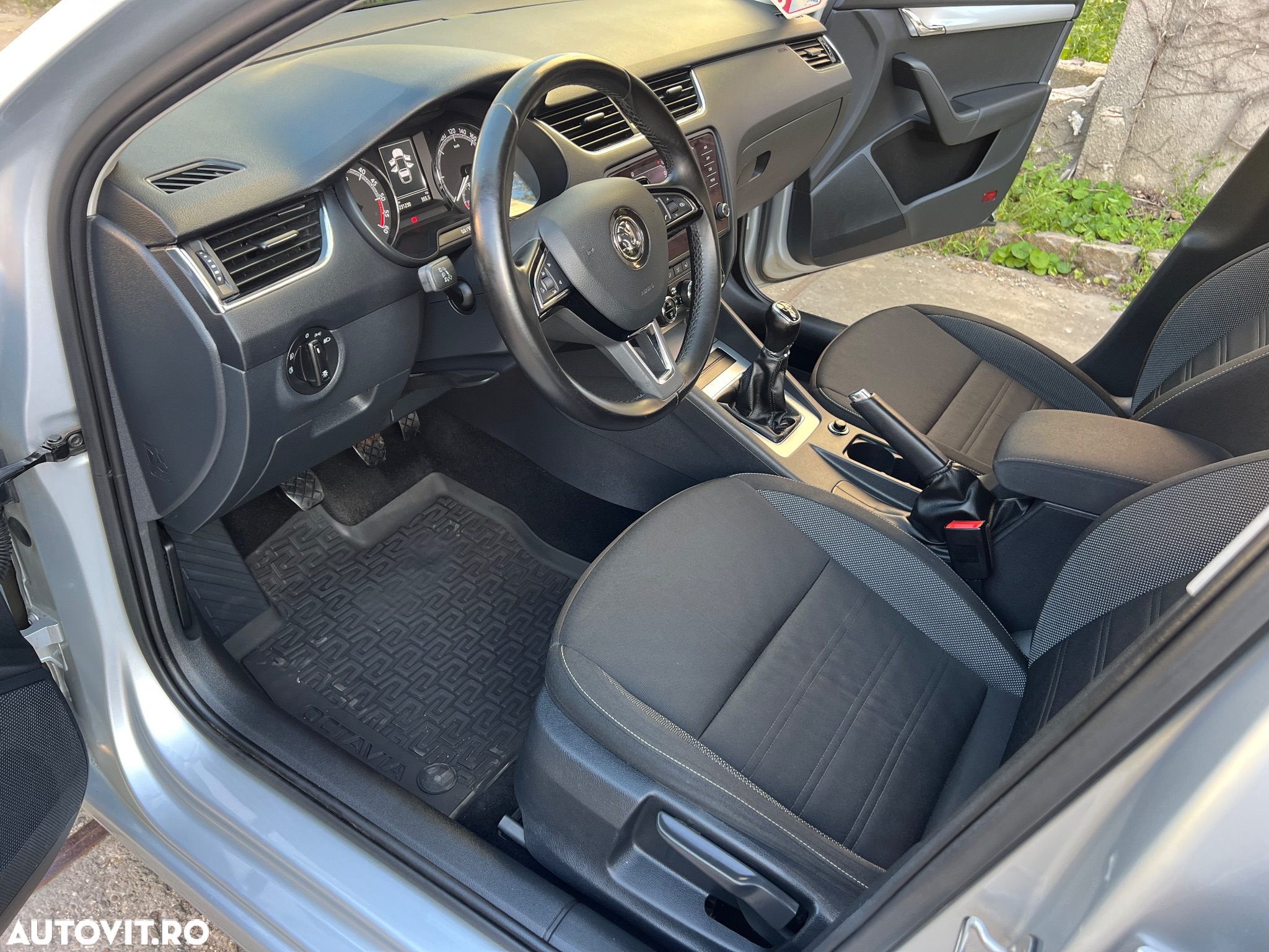 Skoda Octavia 1.6 TDI Ambition - 19