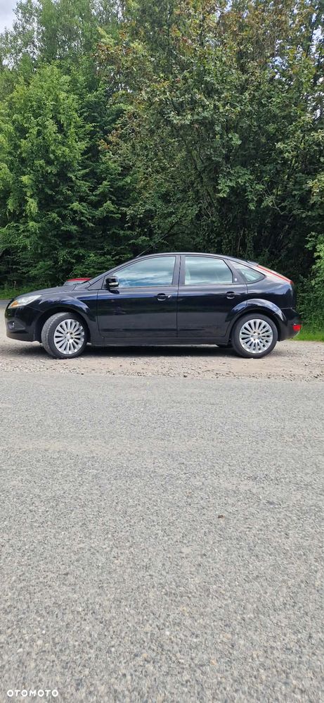 Ford Focus 2.0 Ghia - 12