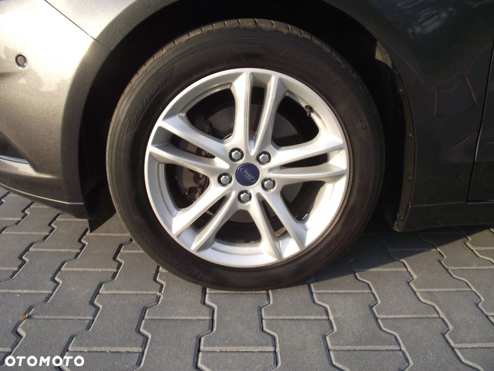 Ford Mondeo 2.0 TDCi Titanium PowerShift - 21