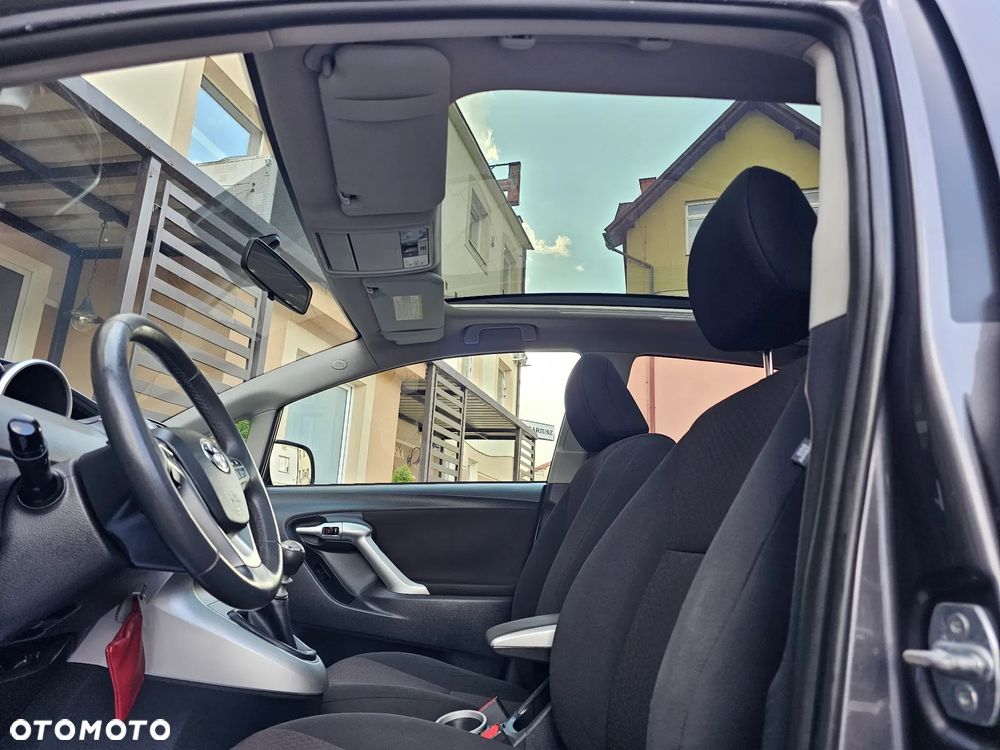 Toyota Verso 1.8 5-Sitzer Comfort - 13