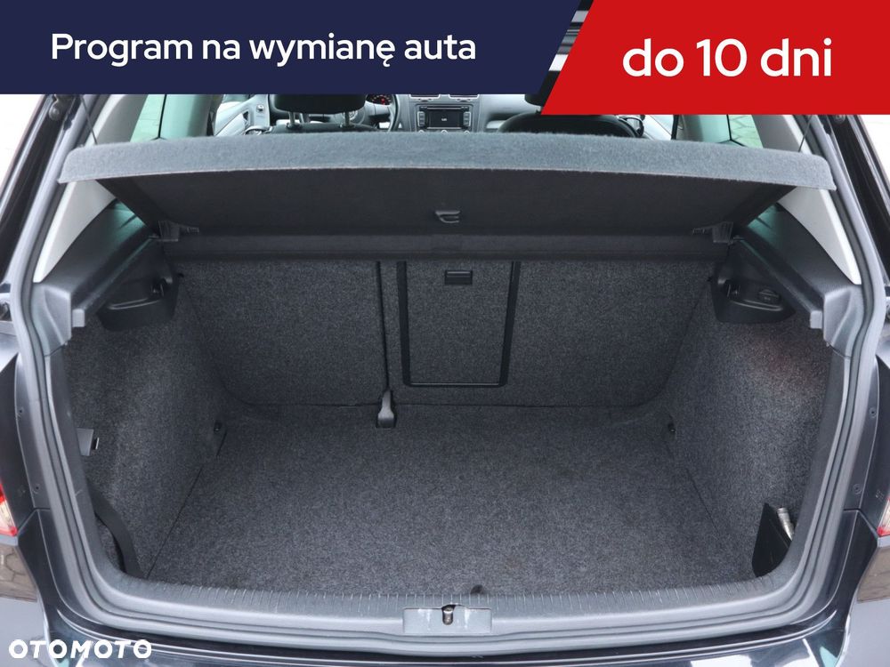 Volkswagen Golf - 14