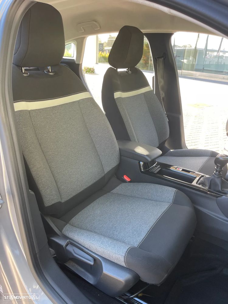 Citroën C4 1.2 PureTech Feel - 15