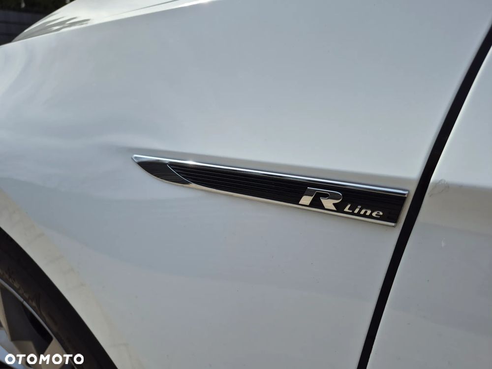 Volkswagen Passat - 20