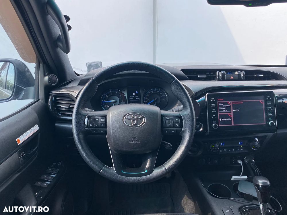 Toyota Hilux 2.8D 204CP 4x4 Double Cab AT Invincible - 15