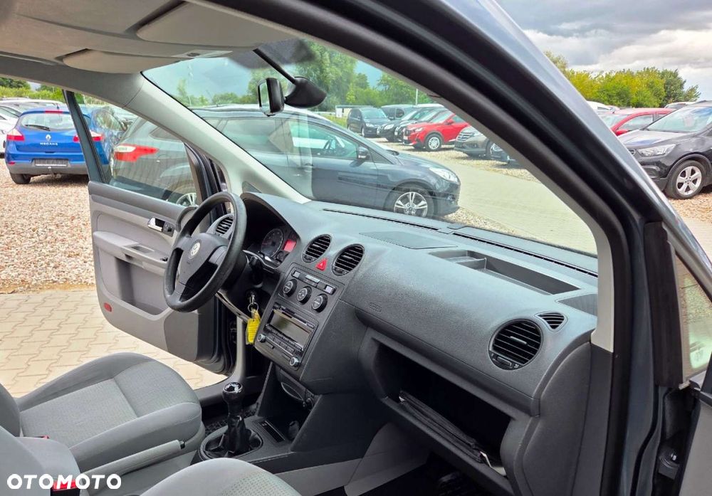 Volkswagen Caddy - 26