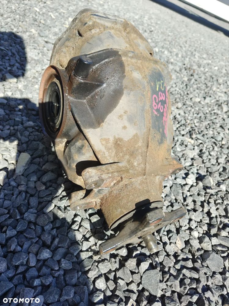 MERCEDES W211 SEDAN 3.2 CDI MOST TYLNY dyferencjał dyfer automat 2.47 - 3