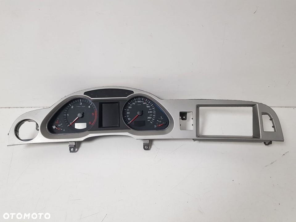 LICZNIK AUDI A6 C6 2.0 TDI 4F0920932C 25-08-2006 EUROPA - 1