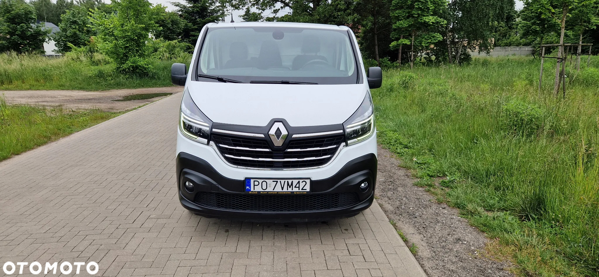 Renault TRAFIC - 2