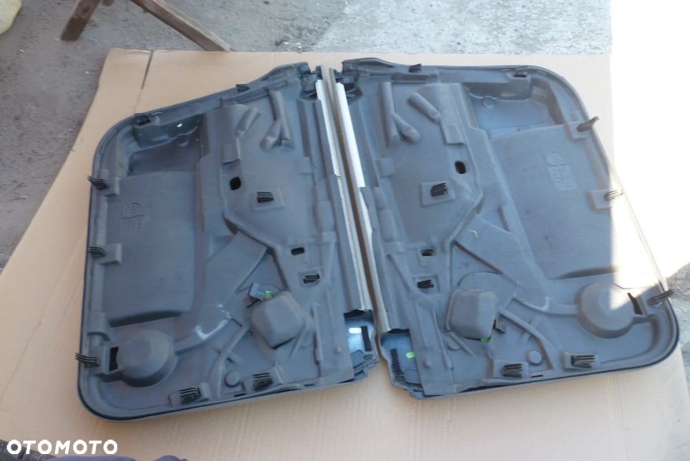 boczek drzwi  lewy przód Audi A3 8L - 3