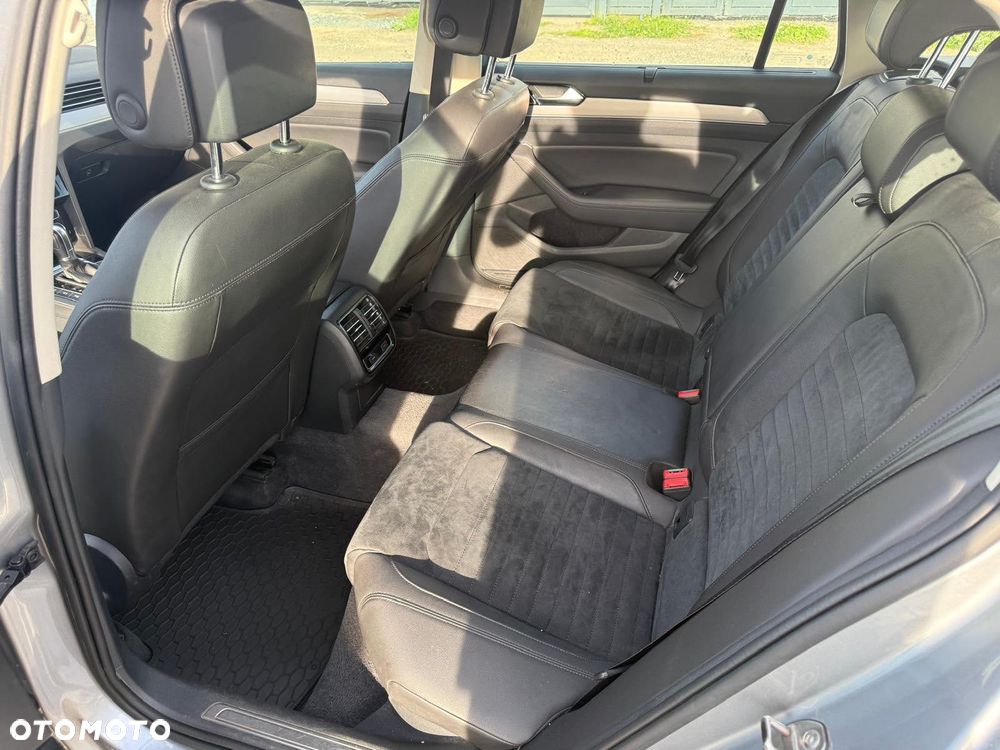 Volkswagen Passat 2.0 TDI BMT 4Mot Highline DSG - 12