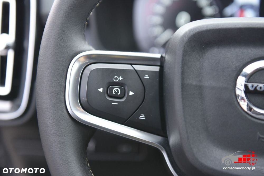 Volvo XC 40 - 31