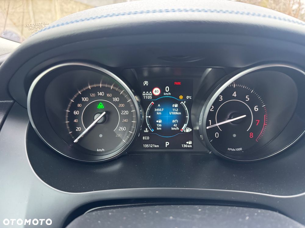 Jaguar E-Pace 2.0 i4P AWD R-Dynamic S - 9